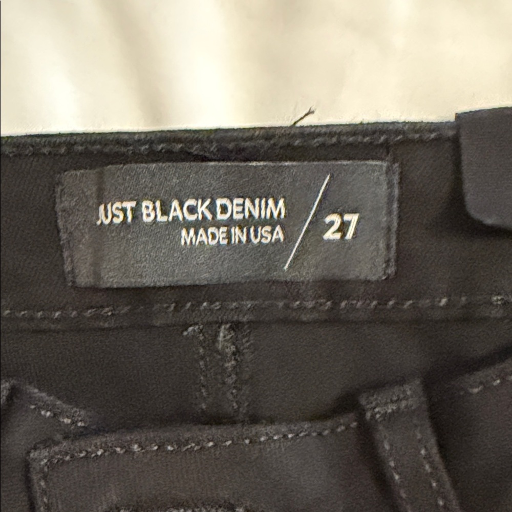 Just Black‎ Women's Skinny Jeans - Black. - Picture 5 of 6